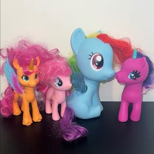 My Little Pony Lot of 3 plus 1 Gi Go Pony